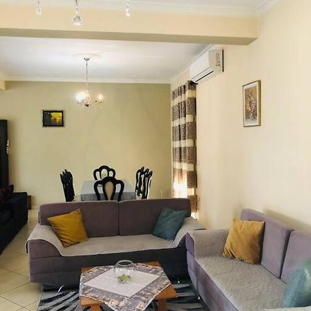 Villa Uklala Kamez Esterno foto