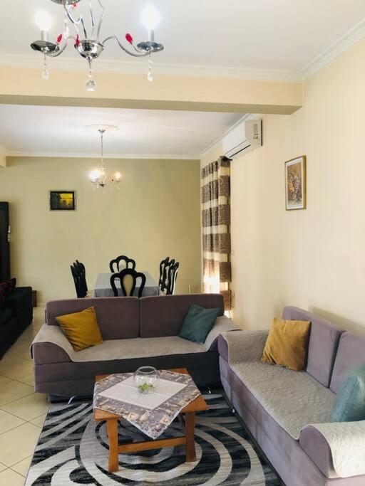 Villa Uklala Kamez Esterno foto