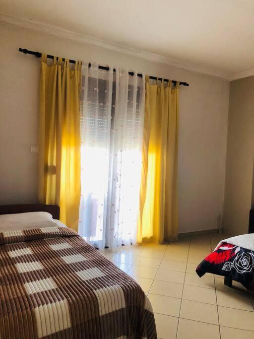Villa Uklala Kamez Esterno foto